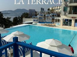 Latterace Resort – hotel w mieście Yeosu