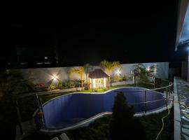 Mani&Sons - A Luxury Private Villa With Pool โรงแรมในRushikonda