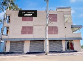 Super Townhouse Roorkee Bypass, отель в городе Roorkee