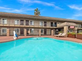 Econo Lodge Inn & Suites Escondido Downtown, Hotel in Escondido