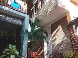 Appart Hotel aéré calme propriété sécurisée