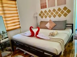 Olango Island-Tiny Guest House Fully Furnished with Hot Shower, Washer, Wi-Fi, Netflix & King Bed S&E-3