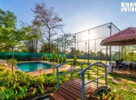 StayVista at The Mint Villa with Pool, BBQ & Bathtub