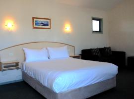 Travellers Motor Village, hotel di Newcastle