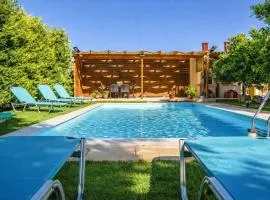 Sklavaki Traditional Villa - Private Pool & Views