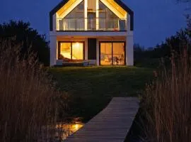 Nad Samą Wodą Villa Luksusowy dom nad Jeziorem z prywatnym pomostem i jacuzzi