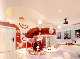 奥特星球滑滑梯星空顶双卧度假亲子套房免费停车近熊猫基地零压床垫免费寄存行李