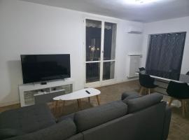 Appartement proche centre ville Free Parking, hotel en Pierrelatte
