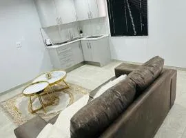 DECADE Self-catering