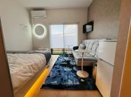 LuxurySweet博多駅南42 博多駅車で5分 新築 条件付きペット宿泊可