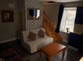 Charming 1-Bedroom Apartment with Jacuzzi in Johnstown