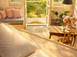 Boutique Loft Studio