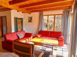 Haus 23 Natur Ferienpark - Gemütlicher Urlaubsort für entspannte Tage im Grünen und in der Nähe von den Externsteinen, Hotel in Nieheim