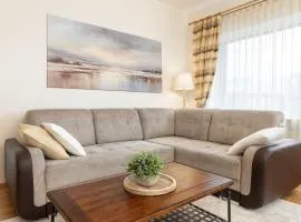Cosy apartment next to Kadriorg park