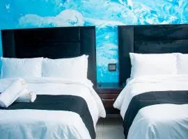 Meriam Base Lodge
