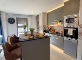 le cristal | résidence sécurisé avec parking privé, Hotel in Birkhadem