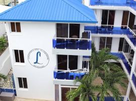 nouveau condo prs de tout plage picerie 203, hotel din Sosúa