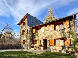 Masía Cal Kenyon, hotel u gradu Bor