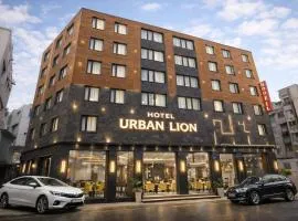 Hotel Urban Lion Near Delhi Airport