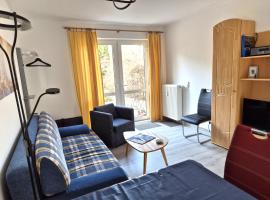 Fewo Ahorn, direkt am Fleesensee: Göhren-Lebbin şehrinde bir otel