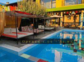 Boutique Hotel Casa Art, viešbutis mieste Orešakas