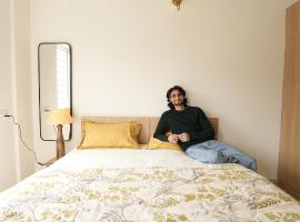 HomeSlice Sarjapur - Balcony Rooms, khách sạn ở Bangalore