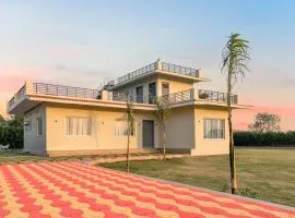 Lustra farms by Alaya Stays