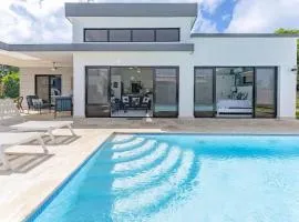 Modern Private Pool Villa in Sosua with Fast WiFi and Solar Backup