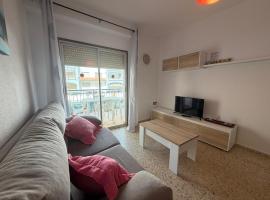 Wimpy Solo Familias Serviplaya, Hotel in Platja de Xeraco