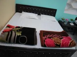 Chaukhamba view stay