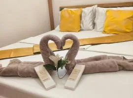 Dumz Apartment Room 2