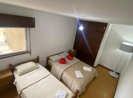 Daboussi Home, hotel em Apúlia