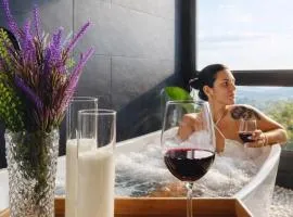 Cabana Romântica, Banheira, Lareira e Privacidade