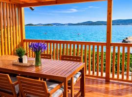 Viesnīca Beach Camp Stella pilsētā Sveti Petara