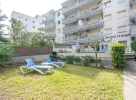 Euma Apartment