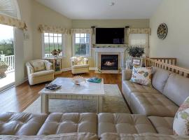 Luxurious Beach Block 4-Bdrm House for the whole family - prices reduced!!, hotel i Brigantine