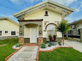 Beachside cozy House Staycation Panglao Bohol, hotel sa Dauis