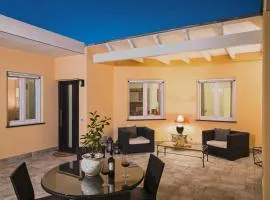 Isclana House - New Luxury 3 Bedrooms Apartment with Private Terrace, Central Ischia