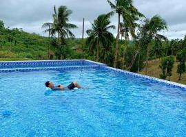 Mccp glamping and resort: Cavinti şehrinde bir otel