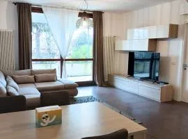 CN037 - Cesenatico, elegante trilocale con balcone e garage