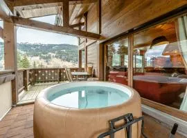 Luxury Family Ski Chalet - Jacuzzi BBQ - Near Lake Golf - Multipass access 60 Summer activities - Sleep 10