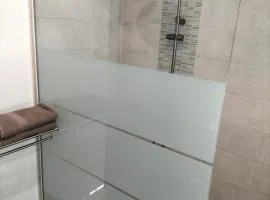 Habitación privada con encanto y vistas al Bidasoa