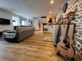 Charming and comfortable Breton farmhouse, hotel a Plouarzel