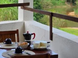 Beira Rio Casa Canastra