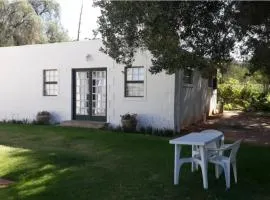 Vredelus Farm Stay Family Cottage