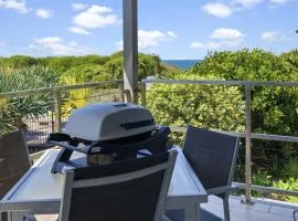 Beachfront Family Apt - Ocean Views