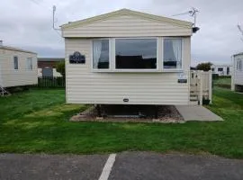 L81 WHAT A STUNNING HOLIDAY HOMe