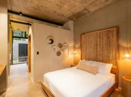 The Sandhaus Suite 2