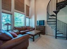 Bigfoots Alpine Retreat MH710By Powder Mtn Hot Tub