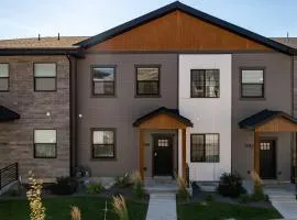 Villages Alpine P77Ski Getaway Dogs & Mtn Views